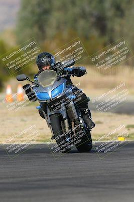 media/Nov-06-2023-Moto Forza (Mon) [[ce023d0744]]/3-Intermediate Group/Session 4 (Turns 2 and 1 Exit)/